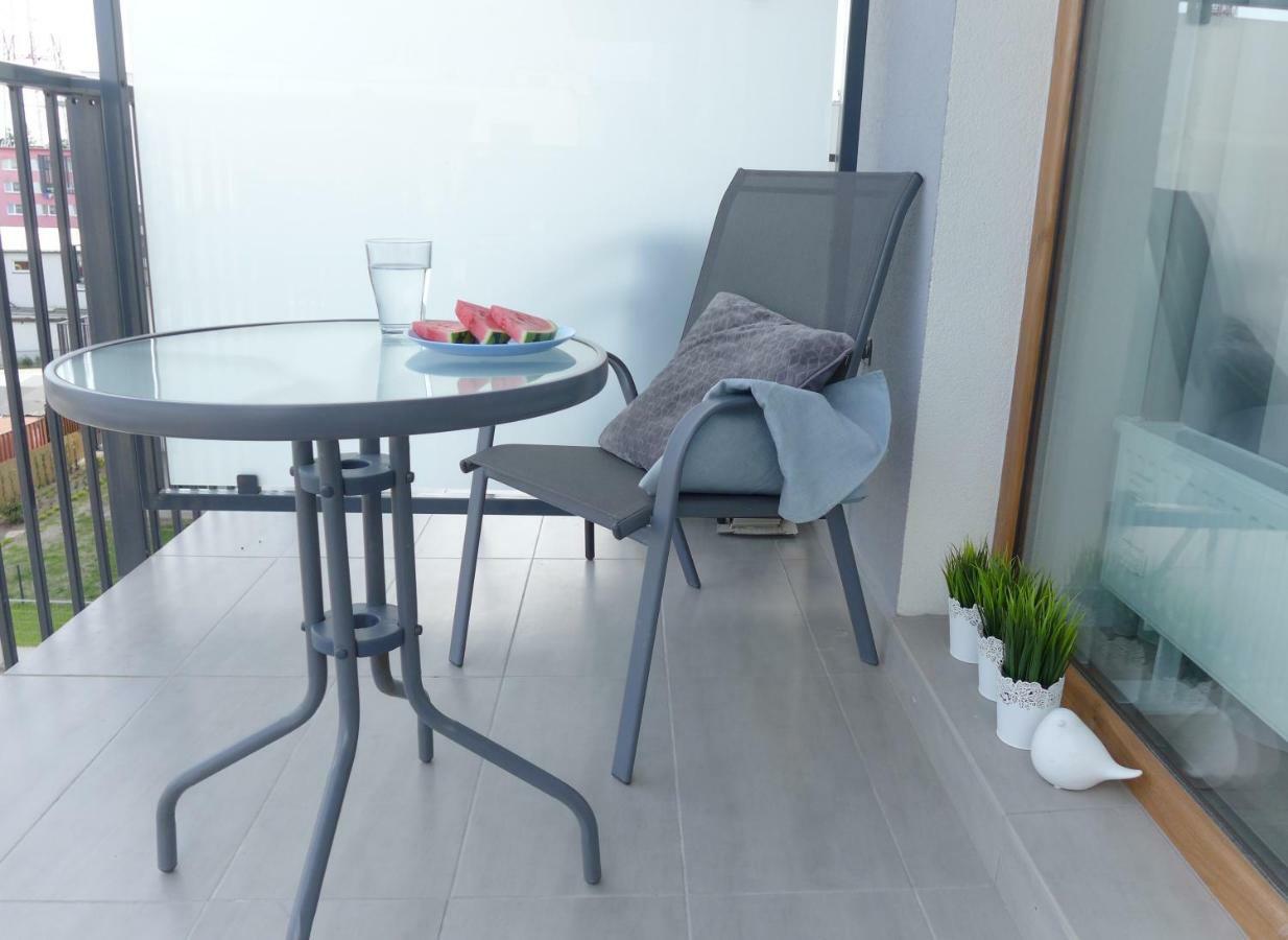 Apartament Blue Paradise โควอบเซก ภายนอก รูปภาพ