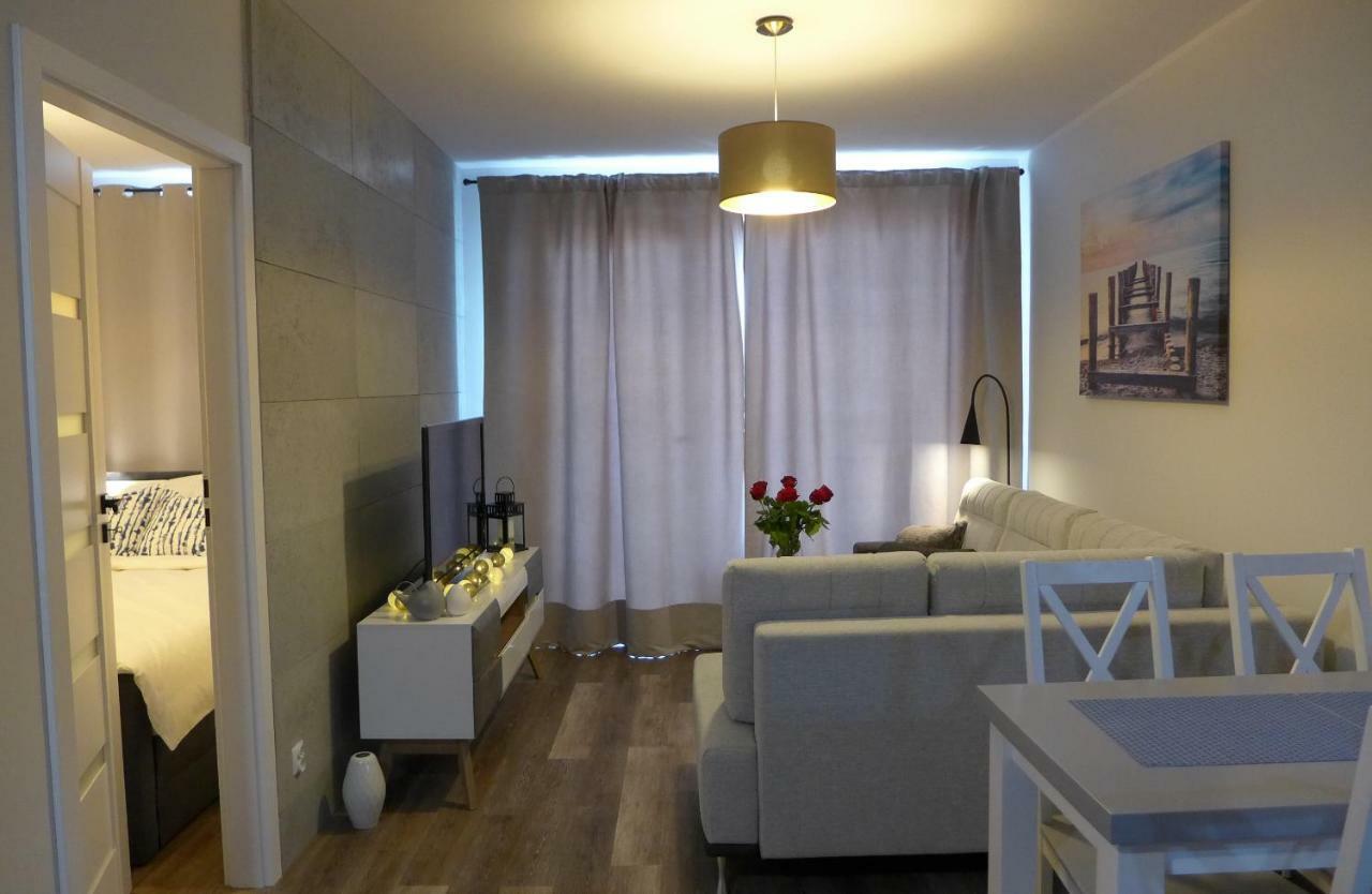 Apartament Blue Paradise โควอบเซก ภายนอก รูปภาพ
